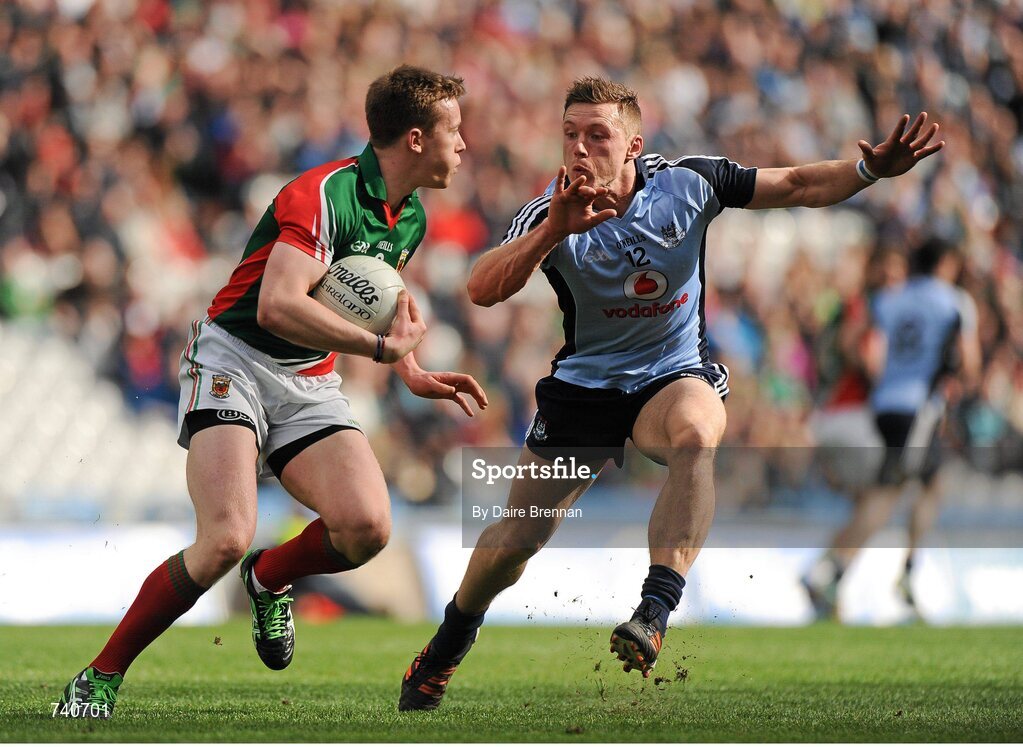 14 April 2013; Donal Vaughan, Mayo, in action against Paul Flynn, Dublin. Allianz Football League, Division 1, Semi-Final, Dublin v Mayo, Croke Park, Dublin. Picture credit: Dáire Brennan / SPORTSFILE