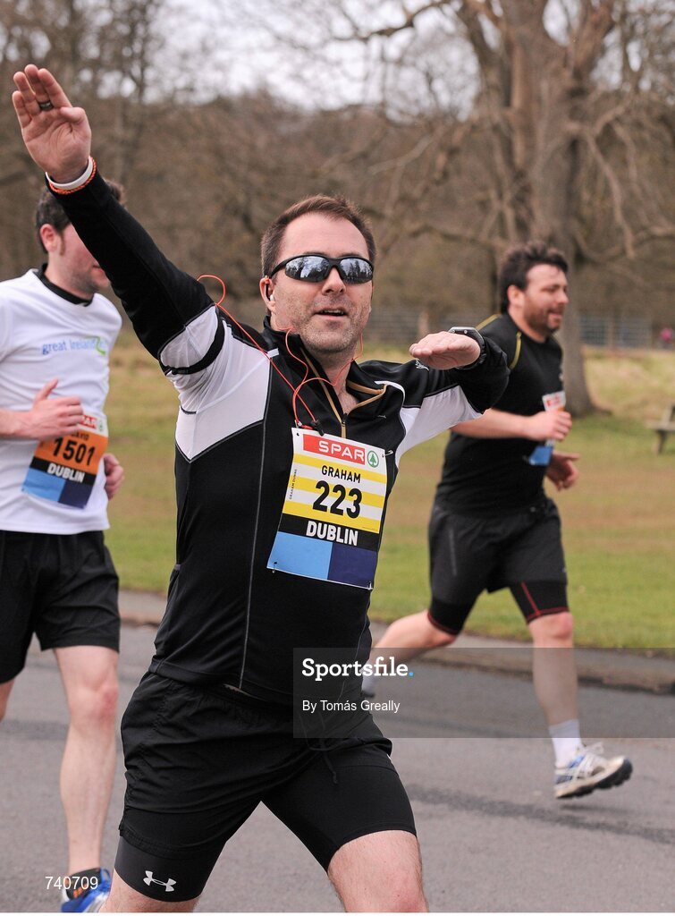 14 April 2013; Graham Dunne from Dublin, competing in the SPAR Great Ireland Run 2013. Phoenix Park, Dublin. Picture credit: Tomás Greally / SPORTSFILE