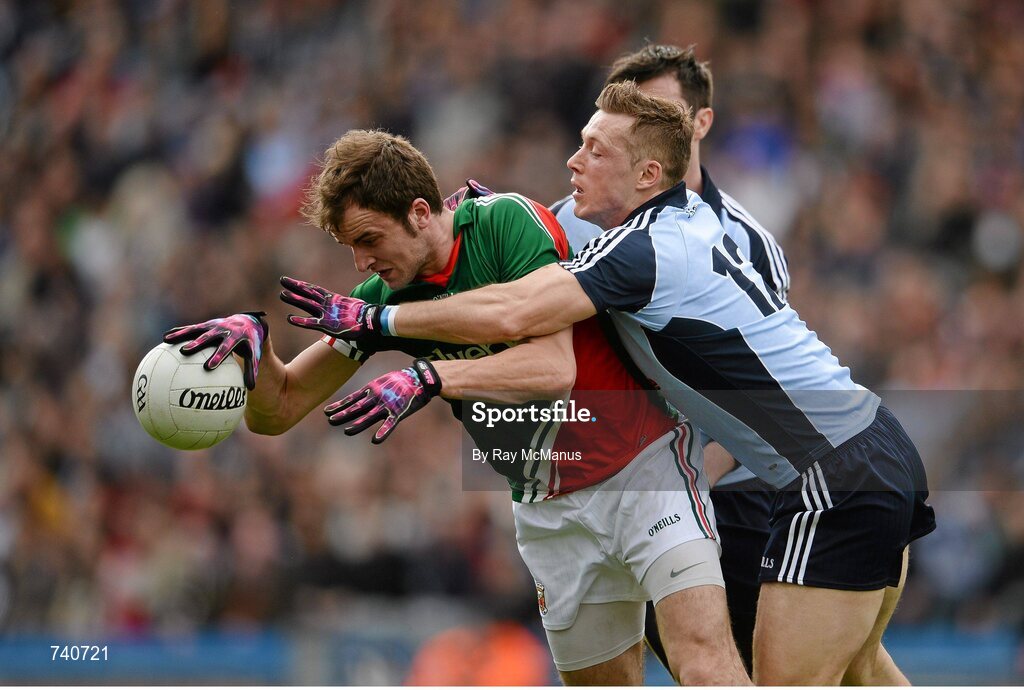 14 April 2013; Jason Gibbons, Mayo, in action against Paul Flynn, Dublin. Allianz Football League, Division 1, Semi-Final, Dublin v Mayo, Croke Park, Dublin. Picture credit: Ray McManus / SPORTSFILE