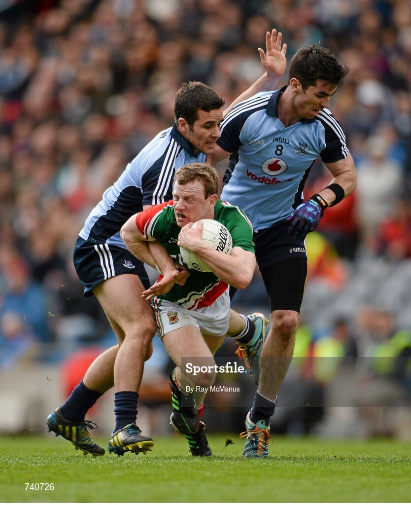 14 April 2013; Colm Boyle, Mayo, in action against Kevin O'Brien, left, and Michael Darragh Macauley, Dublin. Allianz Football League, Division 1, Semi-Final, Dublin v Mayo, Croke Park, Dublin. Picture credit: Ray McManus / SPORTSFILE