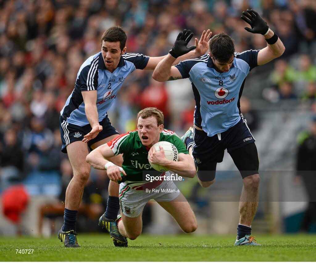 14 April 2013; Colm Boyle, Mayo, in action against Kevin O'Brien, left, and Michael Darragh Macauley, Dublin. Allianz Football League, Division 1, Semi-Final, Dublin v Mayo, Croke Park, Dublin. Picture credit: Ray McManus / SPORTSFILE