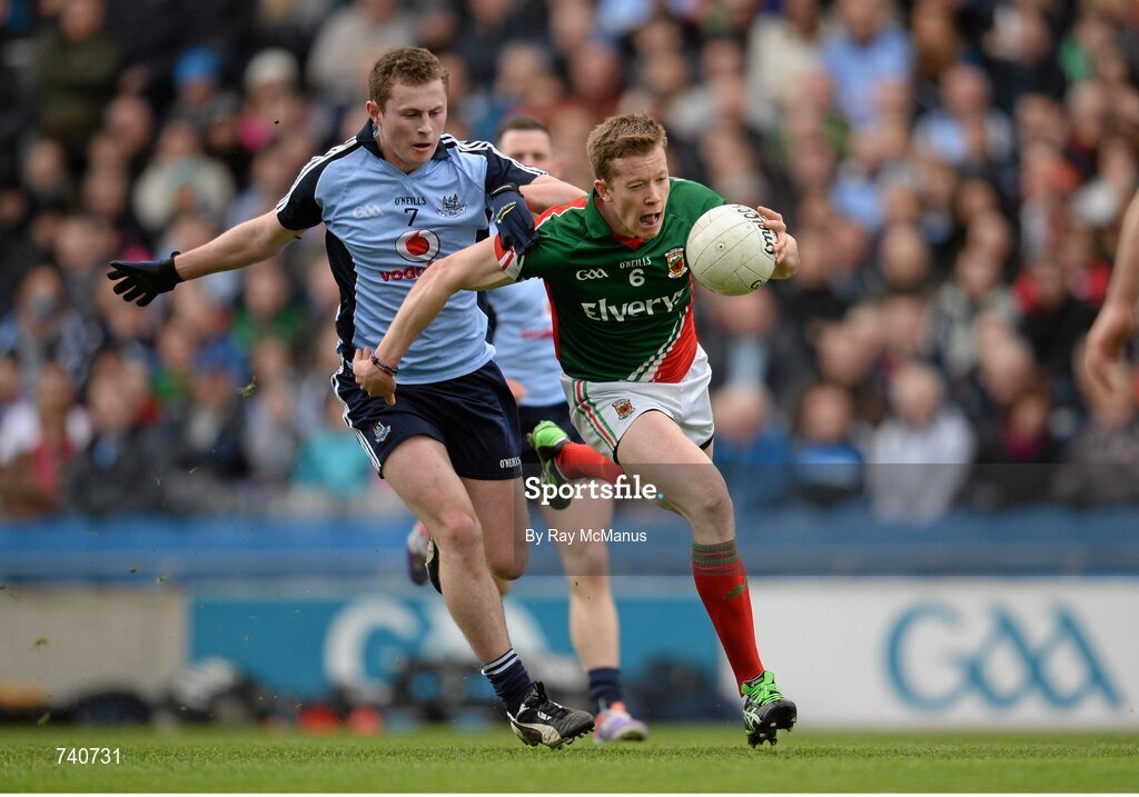 14 April 2013; Donal Vaughan, Mayo, in action against Jack McCaffrey, Dublin. Allianz Football League, Division 1, Semi-Final, Dublin v Mayo, Croke Park, Dublin. Picture credit: Ray McManus / SPORTSFILE