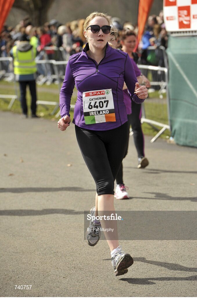14 April 2013; Catherine Croke, from Dublin, competing in the SPAR Great Ireland Run 2013. Phoenix Park, Dublin. Picture credit: Pat Murphy / SPORTSFILE