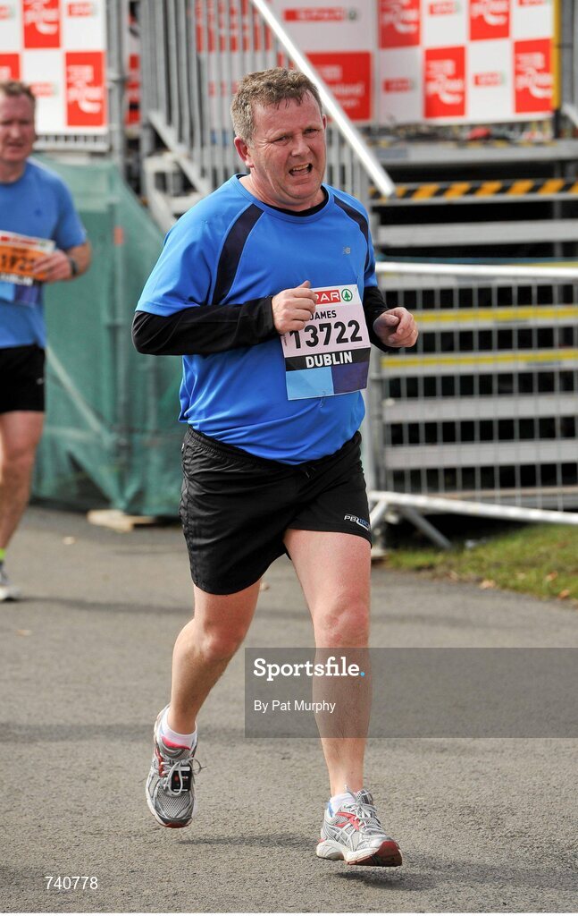 14 April 2013; James Farrell, from Dublin, competing in the SPAR Great Ireland Run 2013. Phoenix Park, Dublin. Picture credit: Pat Murphy / SPORTSFILE