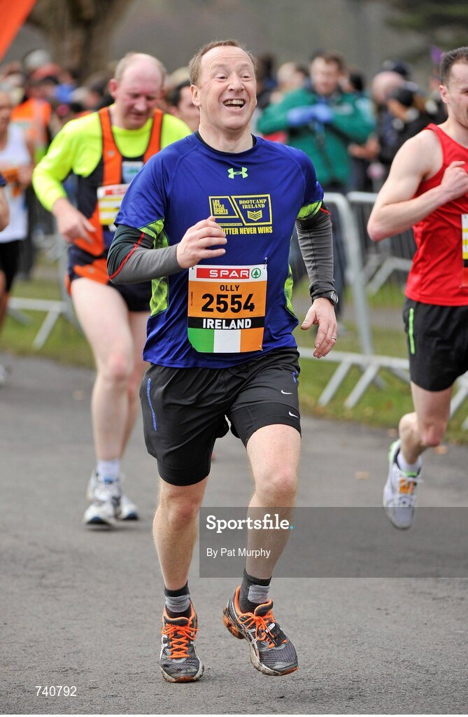 14 April 2013; Olly Dunne, from Dublin, competing in the SPAR Great Ireland Run 2013. Phoenix Park, Dublin. Picture credit: Pat Murphy / SPORTSFILE