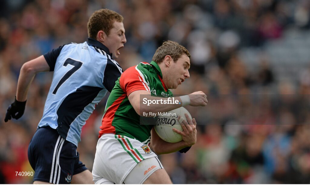 14 April 2013; Michael Conroy, Mayo, in action against Jack McCaffrey, Dublin. Allianz Football League, Division 1, Semi-Final, Dublin v Mayo, Croke Park, Dublin. Picture credit: Ray McManus / SPORTSFILE