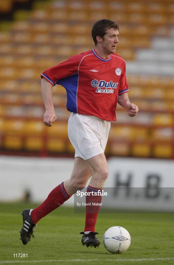 18 April 2003; Jim Gannon of Shelbourne during the Eircom League Premier Division match between Shelbourne and Derry City at Tolka Park in Dublin. Photo by David Maher/Sportsfile