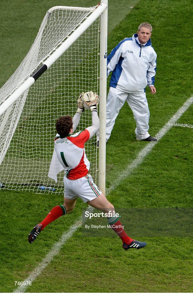 14 April 2013; David Clarke, Mayo. Allianz Football League, Division 1, Semi-Final, Dublin v Mayo, Croke Park, Dublin. Picture credit: Stephen McCarthy / SPORTSFILE