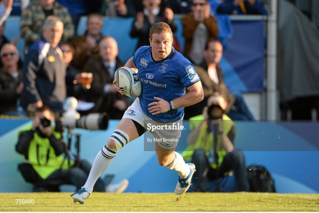 17 May 2013; Sean Cronin, Leinster, on his way to score his side's second try. Amlin Challenge Cup Final 2012/13, Leinster v Stade Francais, RDS, Ballsbridge, Dublin. Picture credit: Matt Browne / SPORTSFILE