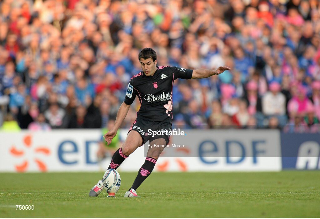 17 May 2013; Jérôme Porical, Stade Francais, kicks a penalty. Amlin Challenge Cup Final 2012/13, Leinster v Stade Francais, RDS, Ballsbridge, Dublin. Picture credit: Brendan Moran / SPORTSFILE