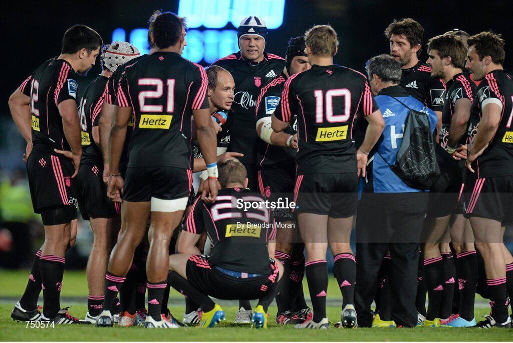 17 May 2013; Stade Francais captain Sergio Parisse, centre, speaks to his team-mates during the second half. Amlin Challenge Cup Final 2012/13, Leinster v Stade Francais, RDS, Ballsbridge, Dublin. Picture credit: Brendan Moran / SPORTSFILE