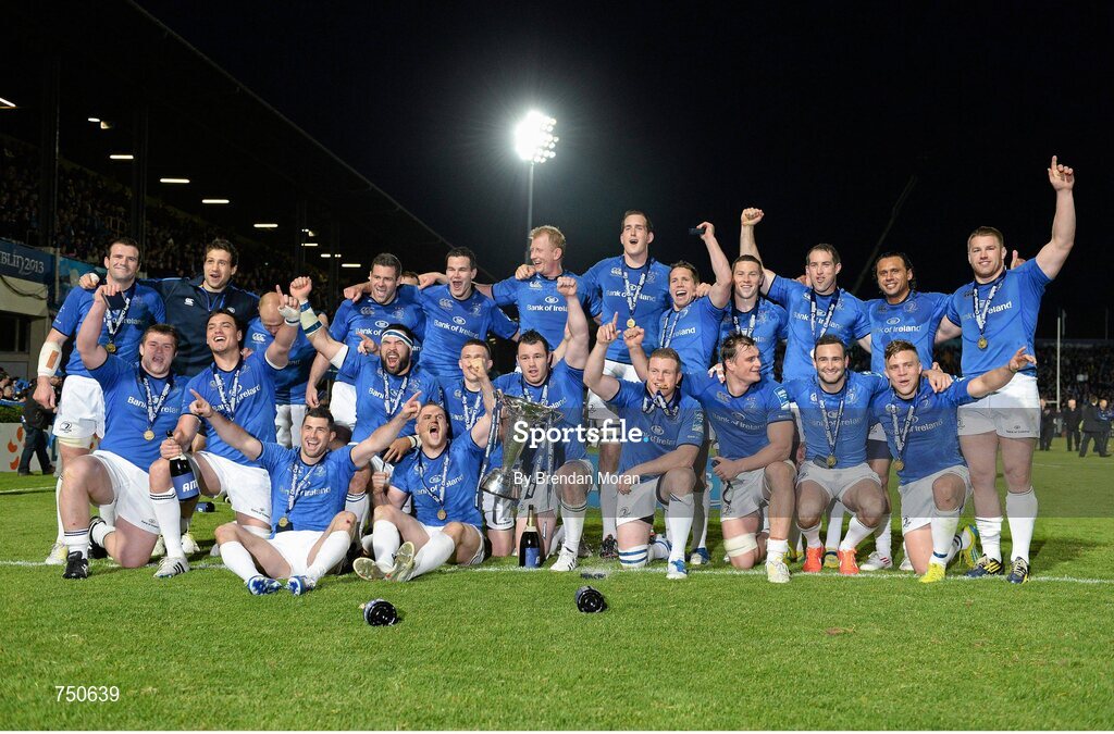 17 May 2013; The Leinster team celebrate with the cup after the game. Amlin Challenge Cup Final 2012/13, Leinster v Stade Francais, RDS, Ballsbridge, Dublin. Picture credit: Brendan Moran / SPORTSFILE