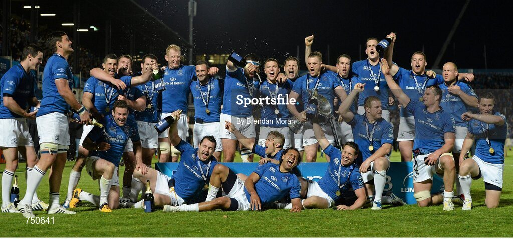 17 May 2013; The Leinster team celebrate with the cup after the game. Amlin Challenge Cup Final 2012/13, Leinster v Stade Francais, RDS, Ballsbridge, Dublin. Picture credit: Brendan Moran / SPORTSFILE
