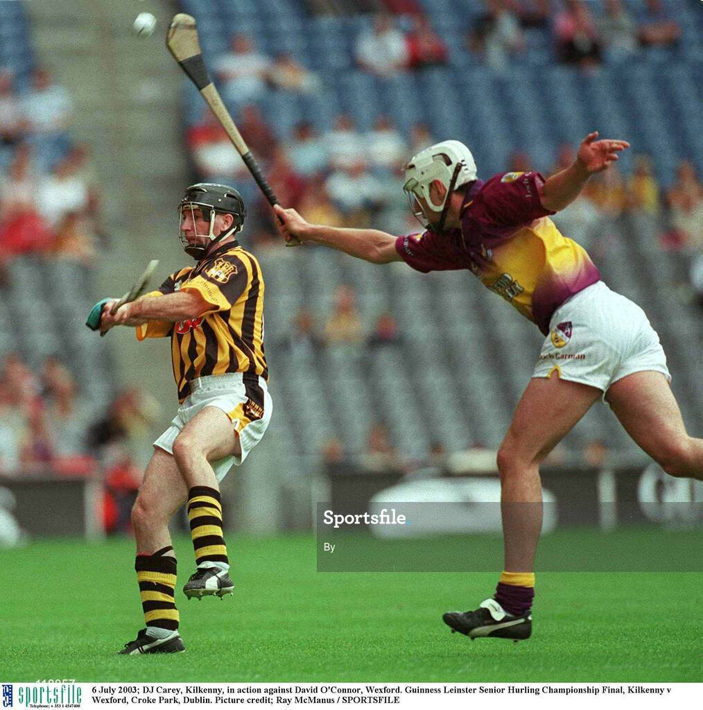 6 July 2003; DJ Carey, Kilkenny, in action against David O'Connor, Wexford. Guinness Leinster Senior Hurling Championship Final, Kilkenny v Wexford, Croke Park, Dublin. Picture credit; Ray McManus / SPORTSFILE