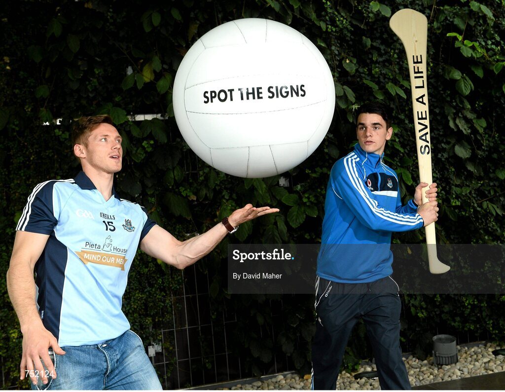 22 May 2013; Dublin footballer Paul Flynn, left, and hurler Danny Sutcliffe in attendance at the launch of the jersey initiative and Pieta House ‘MIND OUR MEN’ campaign into Dublin GAA. The Gibson Hotel, Dublin. Picture credit: David Maher / SPORTSFILE