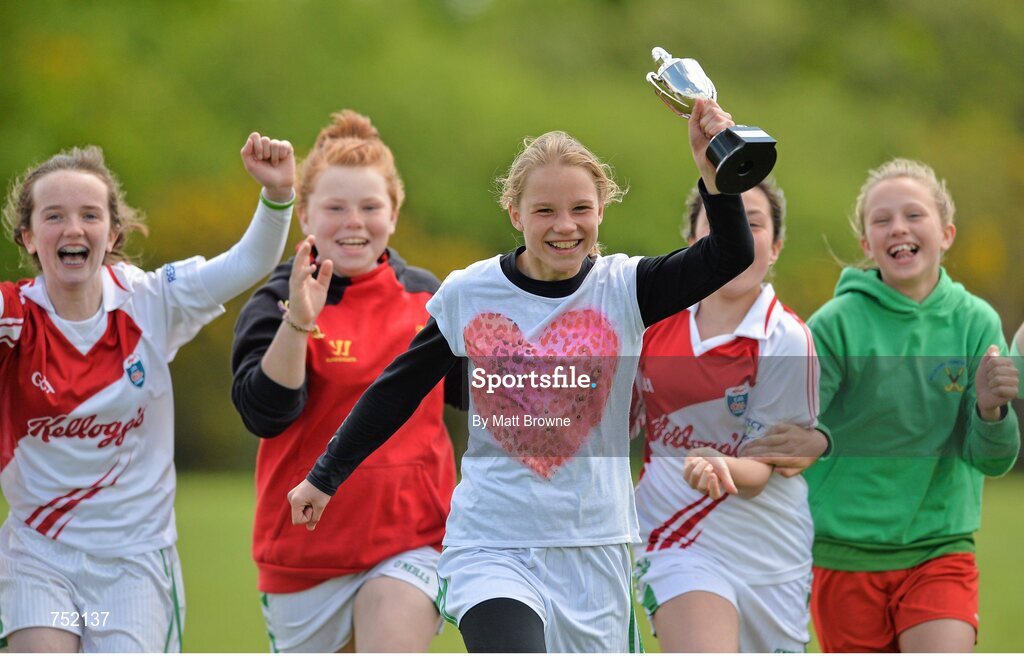 22 May 2013; Pupils from the St John of God Mercy National School?, Wexford Town, celebrate winning the Echo Cup. Leinster Rugby County Nations Blitz, Wexford Wonderers RFC, Wexford. Picture credit: Matt Browne / SPORTSFILE