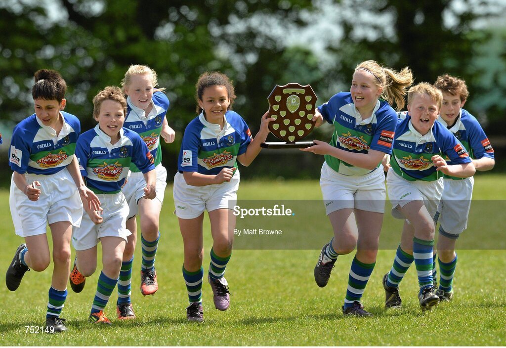 22 May 2013; Pupils from the Gorey Central National School, Gorey, Co Wexford, celebrate winning the Kelly's Resort Hotel & Spa Shield. Leinster Rugby County Nations Blitz, Wexford Wonderers RFC, Wexford. Picture credit: Matt Browne / SPORTSFILE