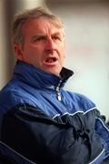 26 October 1998; Shelbourne manager Dermot Keely during the Harp Lager National League Premier Division match between Shelbourne and Bohemians at Tolka Park in Dublin. Photo by Ray McManus/Sportsfile