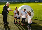 4 November 2017; In attendance at the GAA Healthy Clubs Recognition Event, supported by Irish Life, which saw 58 GAA clubs recognised as the first official ‘Healthy Clubs’ on the island of Ireland is Uachtarán Chumann Lúthchleas Gael Aogán Ó Fearghail with, from left, Conor McDonald, age 6, Méabh McDonald, age 4, Alannah Lalor, age 5, and Aoibhe Lalor age 7, all from the St Colmcilles Healthy Club in Meath. The GAA’s Healthy Clubs Project hopes to transform GAA clubs nationally into hubs for community health and wellbeing. As part of the programme, each club is trained to deliver advice and information programmes on a variety of different topics including, physical activity; emotional wellbeing; healthy eating; community development, to name but a few. For more information, visit: www.gaa.ie/community. Croke Park, Dublin. Photo by Piaras Ó Mídheach/Sportsfile