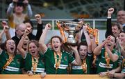5 November 2017; Cork City WFC captain Ciara McNamara lifting the cup after the Continental Tyres FAI Women's Cup Final match between Cork City WFC and UCD Waves at Aviva Stadium in Dublin. Photo by Eóin Noonan/Sportsfile
