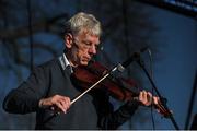 12 November 2017; Irish Fiddler Maurice Lennon from Co Leitrim performs prior to the Remembrance Run 5K 2017 at Phoenix Park in Dublin. Photo by Tomás Greally/Sportsfile