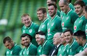 24 November 2017; Peter O'Mahony, centre, and his team-mates during the squad photo before Ireland rugby captain's run at the Aviva Stadium in Dublin. Photo by Piaras Ó Mídheach/Sportsfile