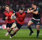 9 December 2017; Sam Arnold of Munster is tackled by George Ford of Leicester Tigers during the European Rugby Champions Cup Pool 4 Round 3 match between Munster and Leicester Tigers at Thomond Park in Limerick. Photo by Stephen McCarthy/Sportsfile