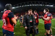 9 December 2017; Leicester Tigers captain Tom Youngs leads his team off the pitch after the European Rugby Champions Cup Pool 4 Round 3 match between Munster and Leicester Tigers at Thomond Park in Limerick. Photo by Diarmuid Greene/Sportsfile