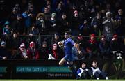 6 January 2018; Fergus McFadden of Leinster on is way to scoring his side's fourth try during the Guinness PRO14 Round 13 match between Leinster and Ulster at the RDS Arena in Dublin. Photo by David Fitzgerald/Sportsfile