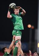 6 January 2018; Gavin Thornbury of Connacht takes the ball in the lineout against Munster during the Guinness PRO14 Round 13 match between Munster and Connacht at Thomand Park in Limerick. Photo by Matt Browne/Sportsfile
