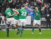 3 February 2018; Jonathan Sexton of Ireland celebrates with teammates after kicking the match winning drop goal during the NatWest Six Nations Rugby Championship match between France and Ireland at the Stade de France in Paris, France. Photo by Brendan Moran/Sportsfile