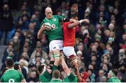 24 February 2018; Devin Toner of Ireland wins a lineout from Aaron Shingler of Wales during the NatWest Six Nations Rugby Championship match between Ireland and Wales at the Aviva Stadium in Lansdowne Road, Dublin. Photo by Brendan Moran/Sportsfile