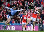17 March 2018: Con O'Callaghan of Cuala in action against Niall Buckley of Na Piarsaigh during the AIB GAA Hurling All-Ireland Senior Club Championship Final match between Cuala and Na Piarsaigh at Croke Park in Dublin. Photo by Eóin Noonan/Sportsfile