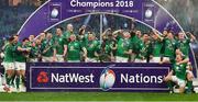 17 March 2018; The Ireland team celebrate after the NatWest Six Nations Rugby Championship match between England and Ireland at Twickenham Stadium in London, England. Photo by Brendan Moran/Sportsfile