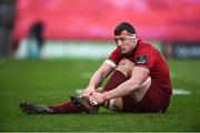 24 March 2018; Robin Copeland of Munster ties his boot laces during a break in play in the Guinness PRO14 Round 18 match between Munster and Scarlets at Thomond Park in Limerick. Photo by Diarmuid Greene/Sportsfile