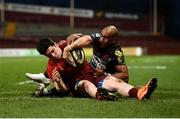 24 March 2018; Alex Wootton of Munster scores his side's second try despite the efforts of Tom Varndell of Scarlets during the Guinness PRO14 Round 18 match between Munster and Scarlets at Thomond Park in Limerick. Photo by Diarmuid Greene/Sportsfile