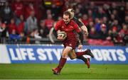 24 March 2018; James Hart of Munster is tackled by Will Boyde of Scarlets during the Guinness PRO14 Round 18 match between Munster and Scarlets at Thomond Park in Limerick. Photo by Diarmuid Greene/Sportsfile