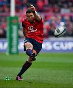 31 March 2018; Ian Keatley of Munster kicks a penalty during the European Rugby Champions Cup quarter-final match between Munster and RC Toulon at Thomond Park in Limerick. Photo by Brendan Moran/Sportsfile