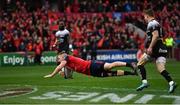 31 March 2018; Andrew Conway of Munster scores his side's second try during the European Rugby Champions Cup quarter-final match between Munster and RC Toulon at Thomond Park in Limerick. Photo by Brendan Moran/Sportsfile
