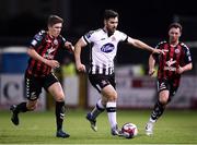 30 March 2018; Patrick Hoban of Dundalk in action against Oscar Brennan of Bohemians during the SSE Airtricity League Premier Division match between Dundalk and Bohemians at Oriel Park in Louth. Photo by Stephen McCarthy/Sportsfile