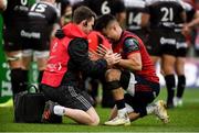 31 March 2018; Conor Murray of Munster receives treatment from Munster lead physiotherapist Damien Mordan during the European Rugby Champions Cup quarter-final match between Munster and RC Toulon at Thomond Park in Limerick. Photo by Diarmuid Greene/Sportsfile