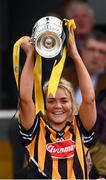 8 April 2018; Kilkenny captain Shelly Farrell lifts the cup following the Littlewoods Ireland Camogie League Division 1 Final match between Kilkenny and Cork at Nowlan Park in Kilkenny. Photo by Stephen McCarthy/Sportsfile