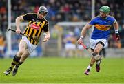 8 April 2018; Walter Walsh of Kilkenny in action against James Barry of Tipperary during the Allianz Hurling League Division 1 Final match between Kilkenny and Tipperary at Nowlan Park in Kilkenny. Photo by Piaras Ó Mídheach/Sportsfile