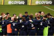 9 April 2018; Players and staff huddle together following Republic of Ireland training at Tallaght Stadium in Tallaght, Dublin. Photo by Stephen McCarthy/Sportsfile