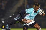 13 April 2018; Niyi Adeolokun of Connacht is tackled by Alex Dunbar of Glasgow Warriors during the Guinness PRO14 Round 20 match between Glasgow Warriors and Connacht at Scotstoun Stadium in Glasgow, Scotland. Photo by Paul Devlin/Sportsfile