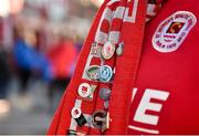 27 April 2018; A detailed view of a St Patrick's Athletic scarf with pin badges prior to the SSE Airtricity League Premier Division match between St Patrick's Athletic and Bohemians at Richmond Park, in Dublin. Photo by Seb Daly/Sportsfile