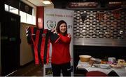 3 May 2018; More Than A Club representative Carina Brien shows off the signed Bohemian FC jersey prior to the raffle during the Bohemian FC: More Than A Club - Alzheimer's Awareness at the Members Bar in Dalymount Park, Co Dublin. Photo by David Fitzgerald/Sportsfile