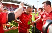 5 May 2018; Simon Zebo of Munster is applauded off the field by teammates following the Guinness PRO14 semi-final play-off match between Munster and Edinburgh at Thomond Park in Limerick. Photo by Sam Barnes/Sportsfile