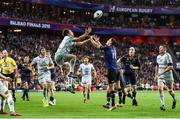 12 May 2018; Henry Chavancy of Racing 92 and Jonathan Sexton of Leinster during the European Rugby Champions Cup Final match between Leinster and Racing 92 at San Mames Stadium in Bilbao, Spain. Photo by Stephen McCarthy/Sportsfile