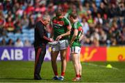 13 May 2018; Mayo manager Stephen Rochford speaking with Colm Boyle and Aidan O'Shea of Mayo prior to the Connacht GAA Football Senior Championship Quarter-Final match between Mayo and Galway at Elvery's MacHale Park in Mayo. Photo by Eóin Noonan/Sportsfile